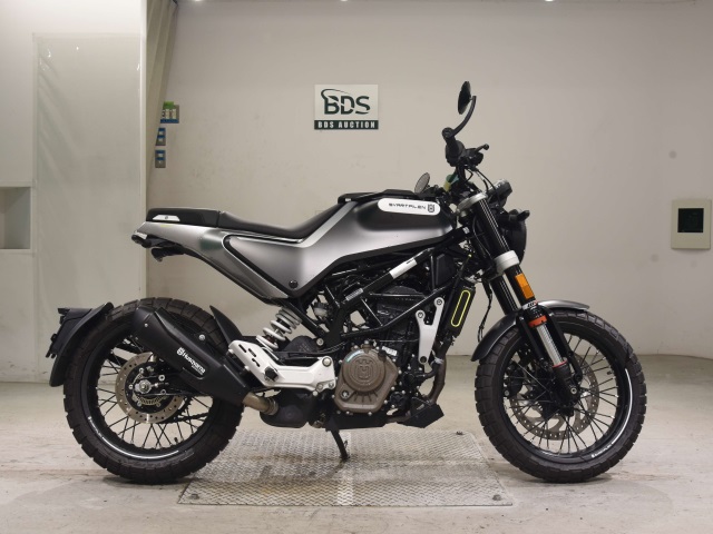 Husqvarna SVARTPILEN 125 2021
