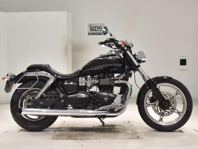 Triumph SPEED MASTER 2011