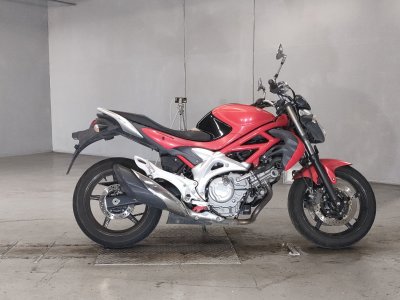 Suzuki GLADIUS SFV400 2010
