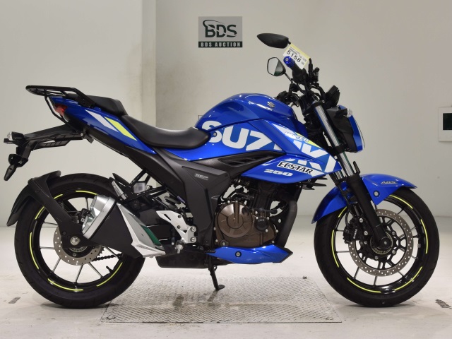 Suzuki GIXXER250