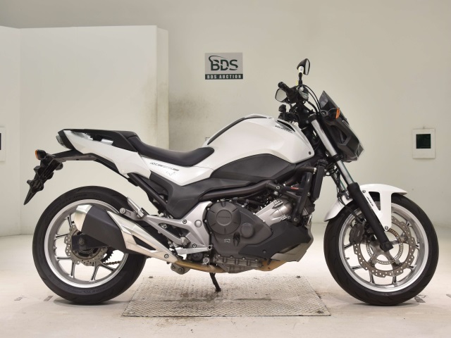 Honda NC750SA 2016