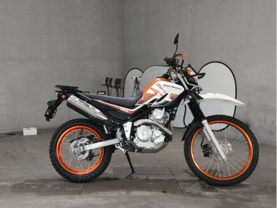 Yamaha SEROW XT250 2018
