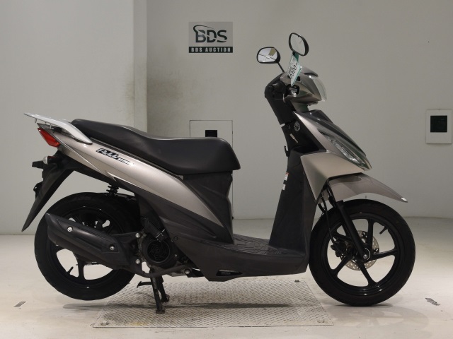 Suzuki ADDRESS V110