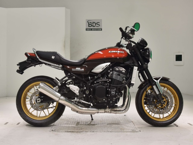 Kawasaki Z900RS 2022