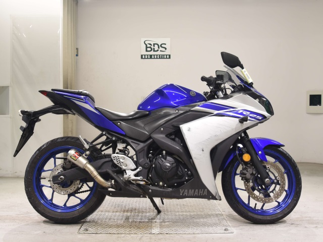 Yamaha YZF-R25 2016