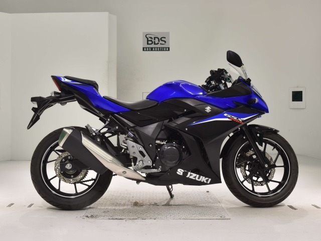 Suzuki GSX250R