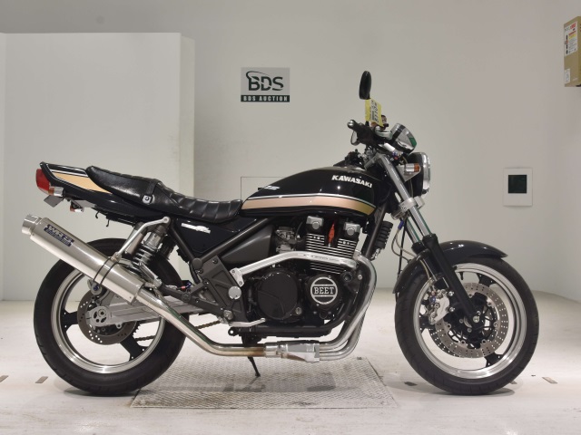 Kawasaki ZEPHYR400 2009