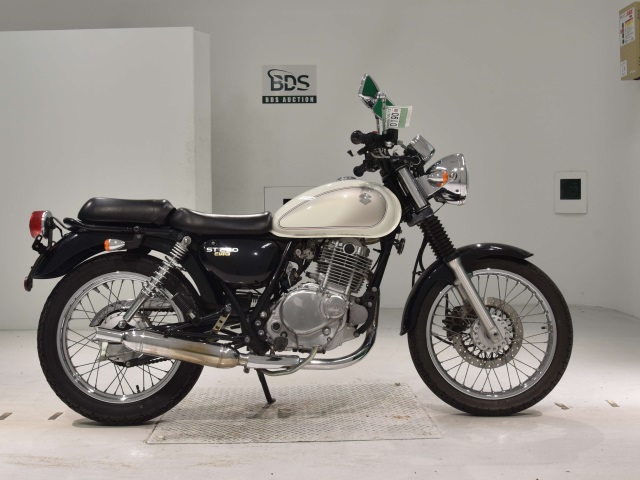 Suzuki ST250E 2016