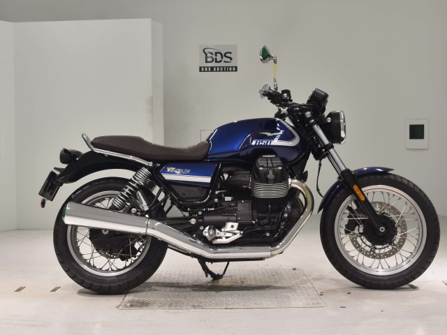 Moto Guzzi V7 SPECIAL 2021