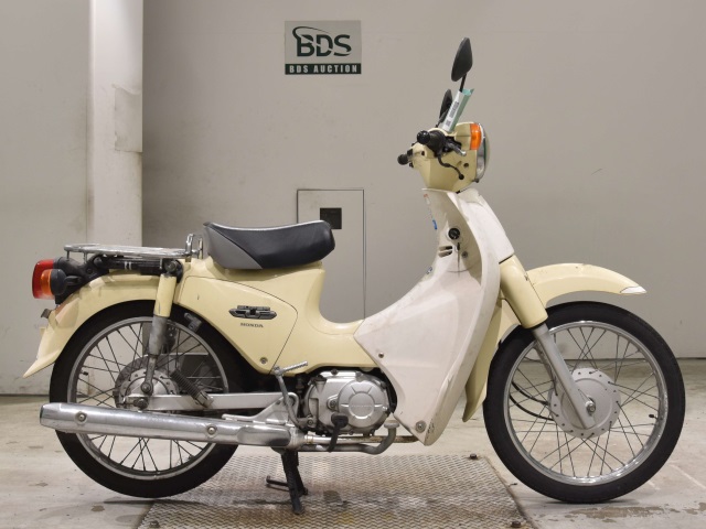 Honda C110 2011