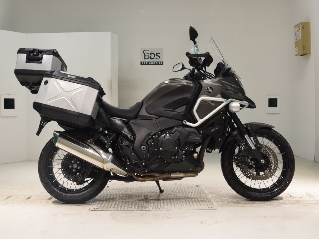 Honda VFR1200XD 2016