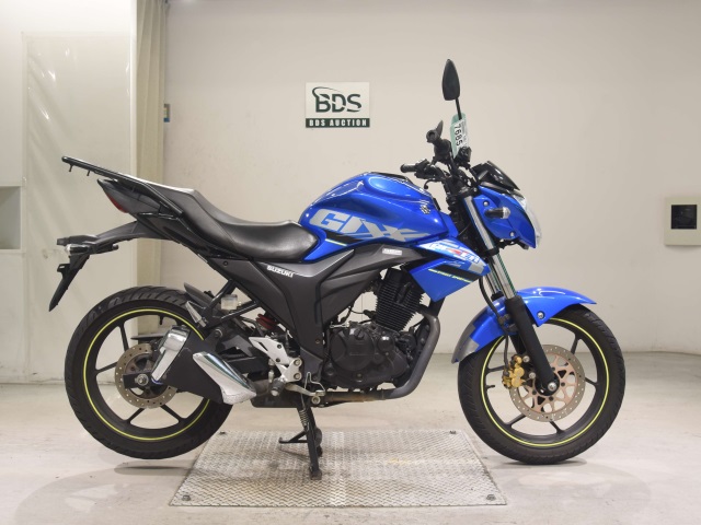 Suzuki GIXXER150