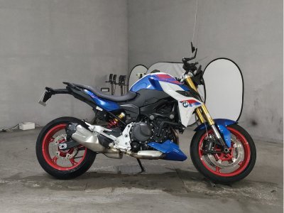 BMW F900R 2025