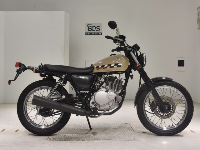 Suzuki GRASSTRACKER BIGBOY 2016
