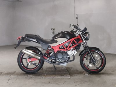 Honda VTR250 2011