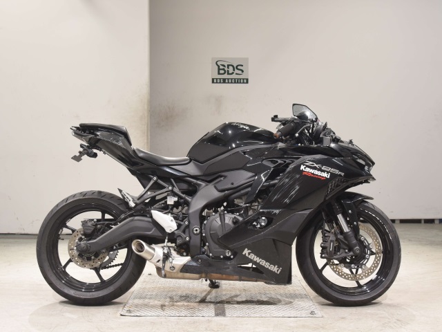 Kawasaki NINJA ZX-25R 2022