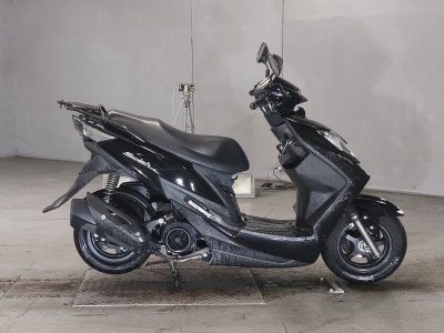 Suzuki SWISH
