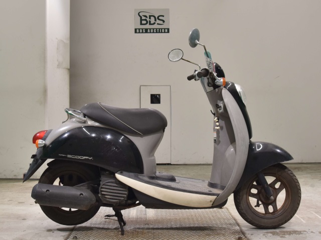 Honda SCOOPY50 2005