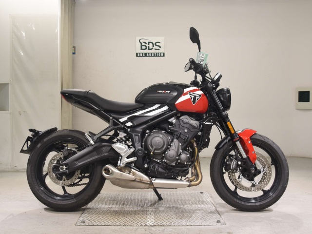 Triumph TRIDENT660 2024