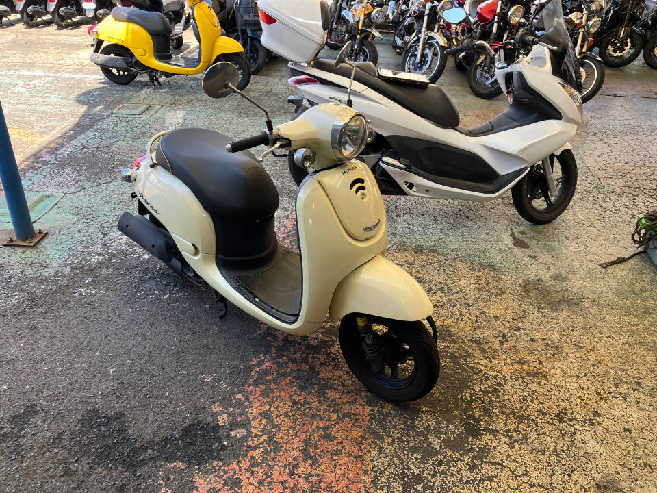 Honda GIORNO 2011