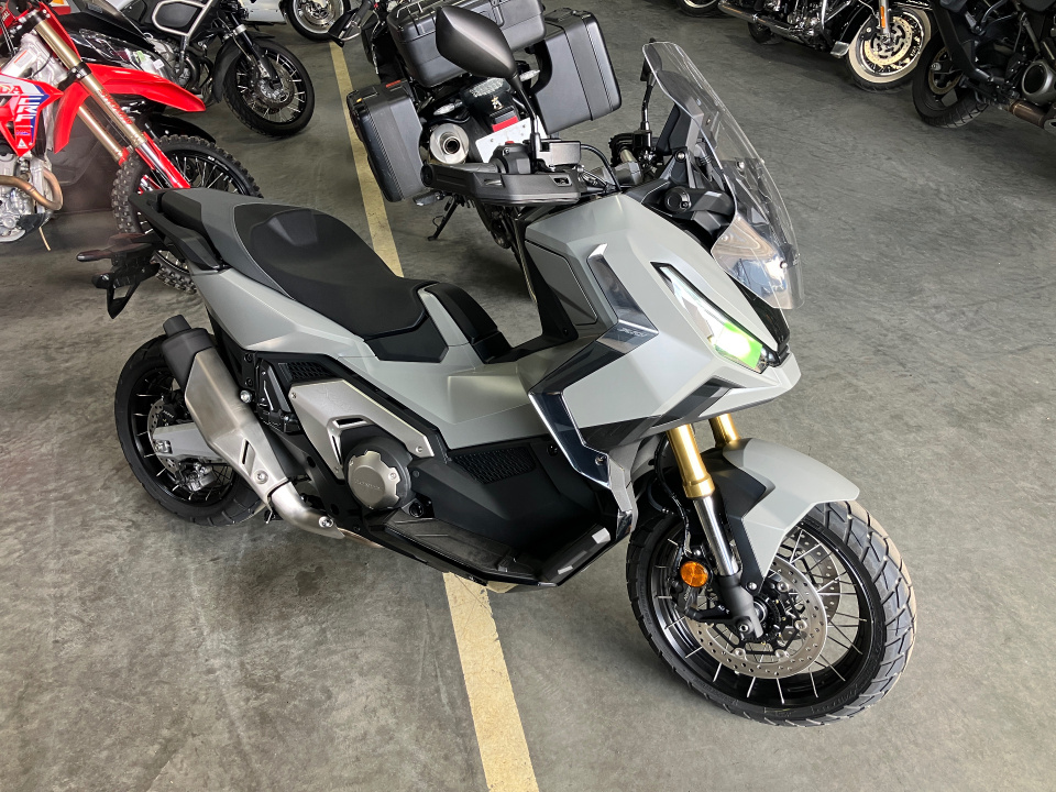 Honda X-ADV750 2025