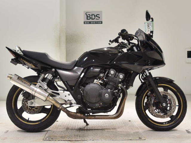 Honda CB400SF BOLDOR 2011