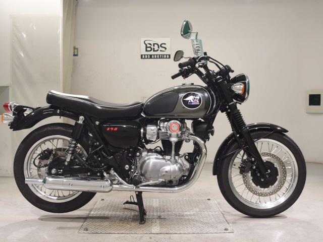 Kawasaki W800 2022