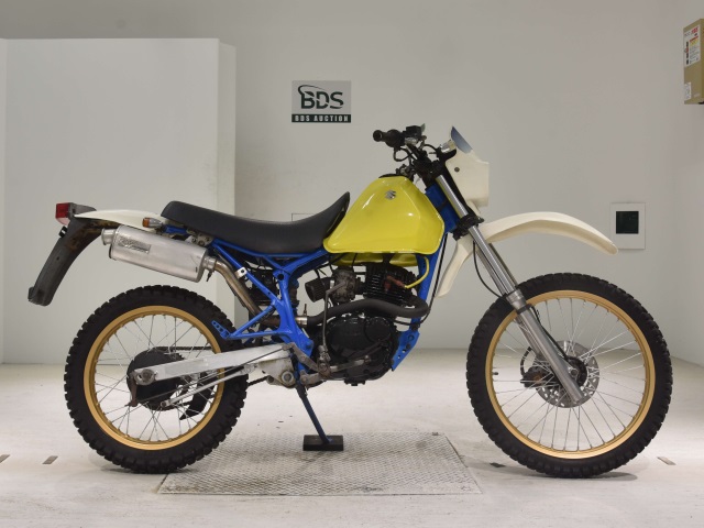 Suzuki SX125R