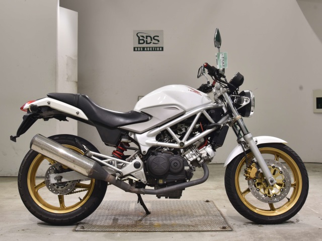 Honda VTR250 2009