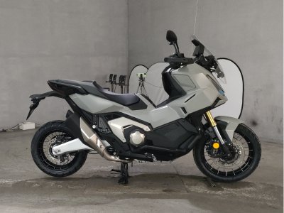 Honda X-ADV750 2025