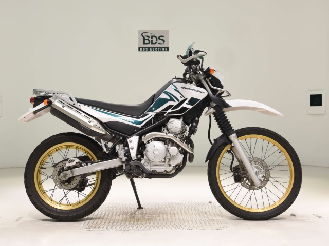 Yamaha SEROW XT250 2012