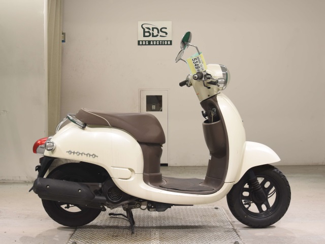 Honda GIORNO 2011