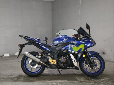 Yamaha YZF-R25 2017