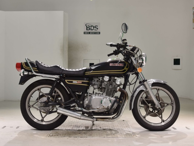 Suzuki GS400 2022