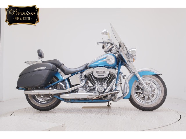 HD DELUXE FLSTNSE1800 CVO 2015