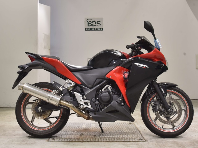 Honda CBR250RA 2011