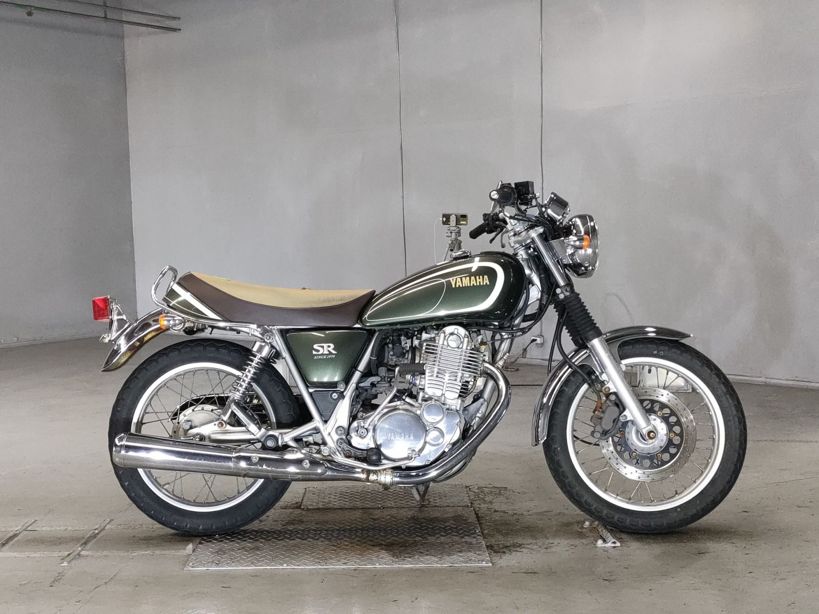 Yamaha SR400 2013