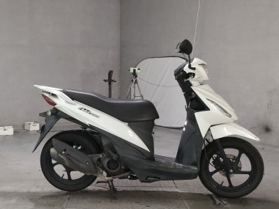 Suzuki ADDRESS V110