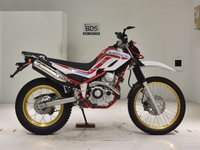 Yamaha SEROW XT250 2020
