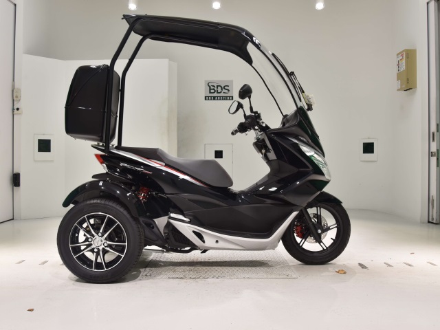 Honda PCX150 TRIKE 2017