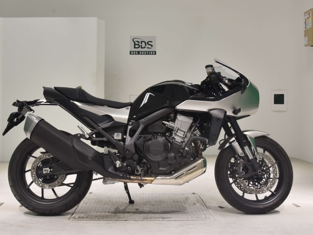 Honda HAWK11 2022