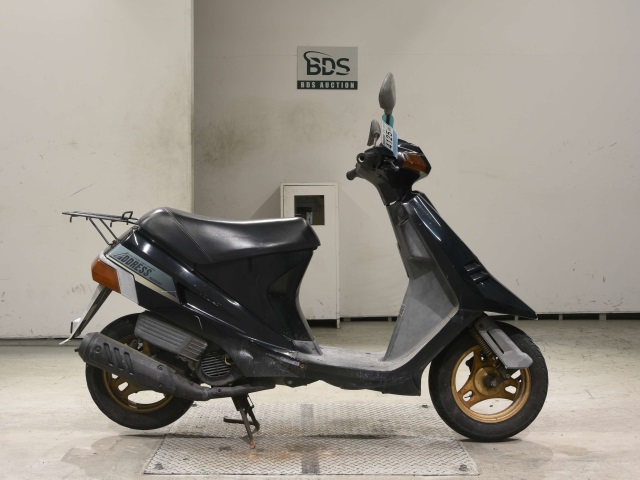 Suzuki ADDRESS V50
