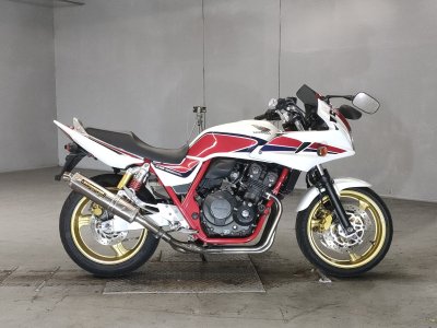 Honda CB400SFVA 2011