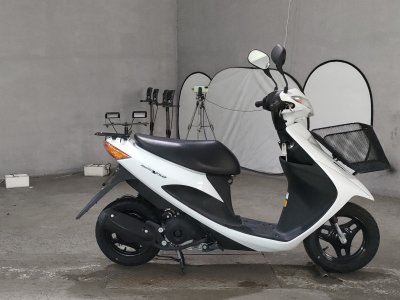 Suzuki ADDRESS V50