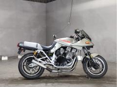 Suzuki GSX750S KATANA 1983