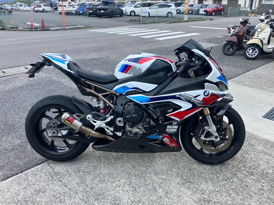 BMW S1000RR Mﾊﾟｯｹ 2021