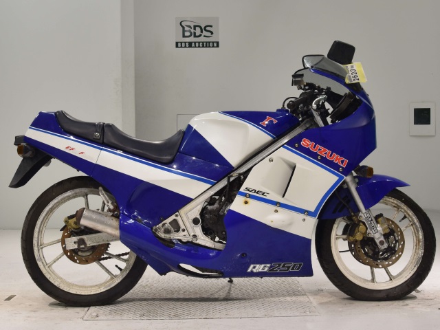 Suzuki RG250 GAMMA