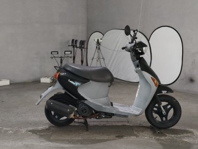 Suzuki LETS4