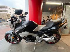 Suzuki GSR600 2007