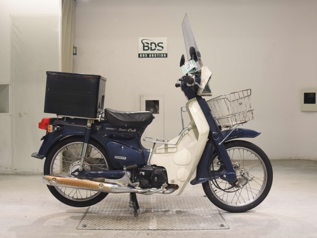 Honda C50 2008